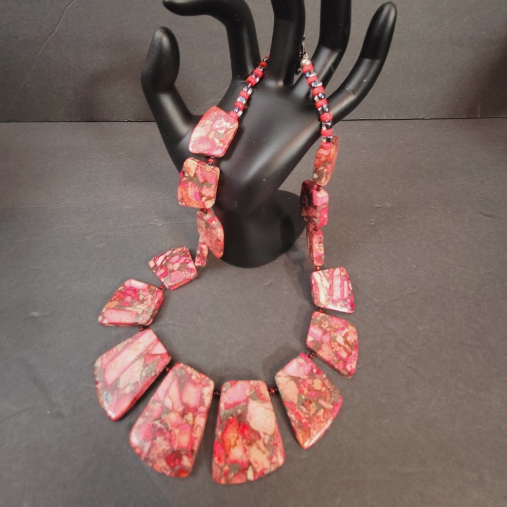 Pyrite Pink Sea Sediment Jasper Graduated  Pendant Bead Necklace 8.5"